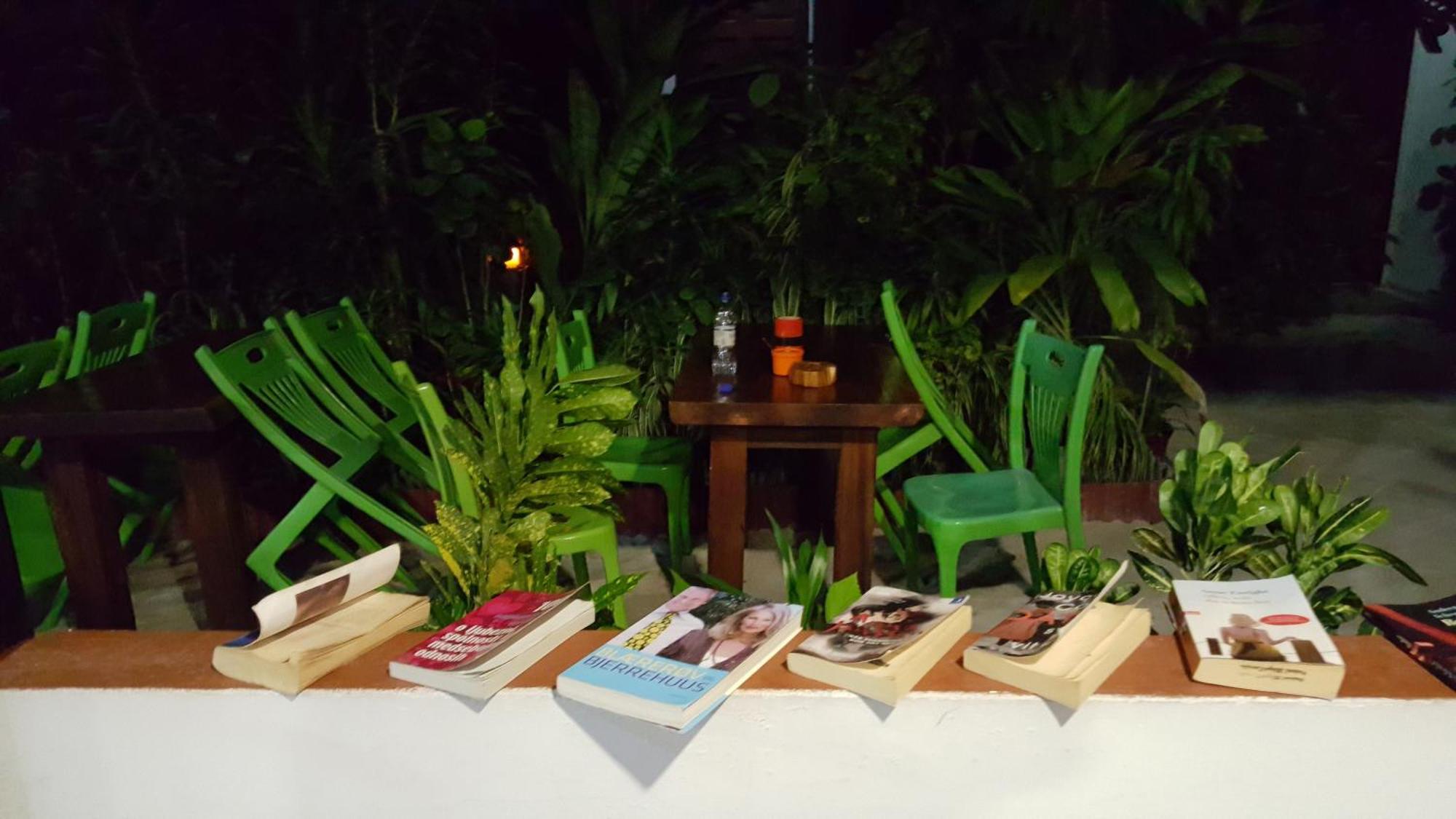 Maafushi View 호텔 외부 사진